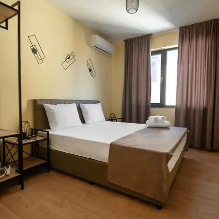 By The River 1 * 普罗夫迪夫