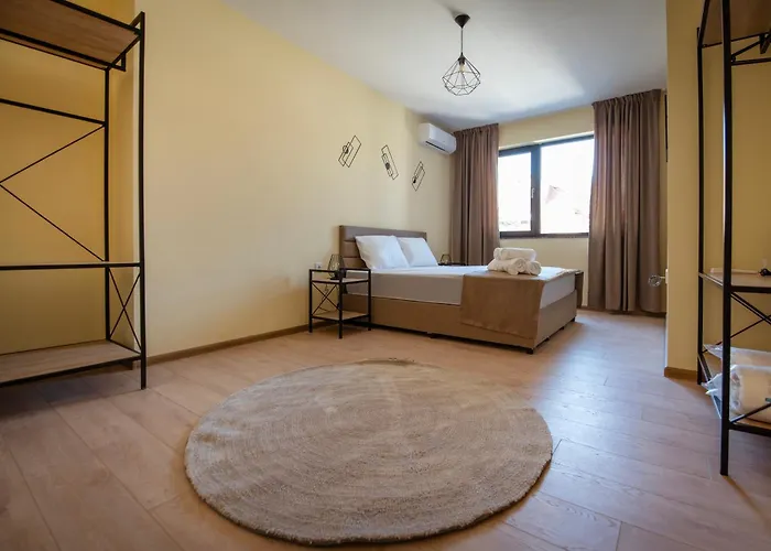 By The River 1 * 普罗夫迪夫