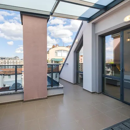 Apartment By The River Free Parking *