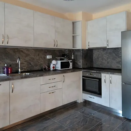 By The River Free Parking Apartment