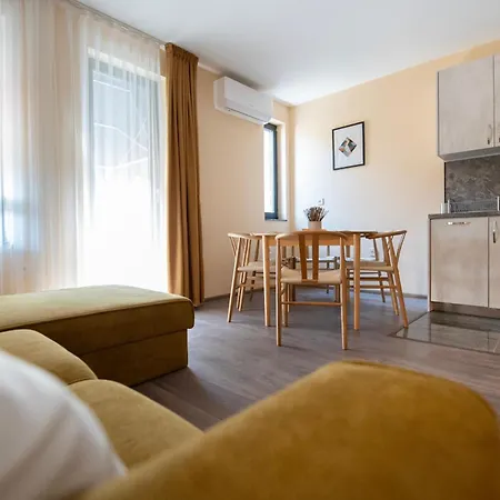 Apartment By The River Free Parking