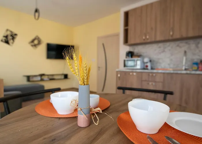 By The River 1 Apartment *